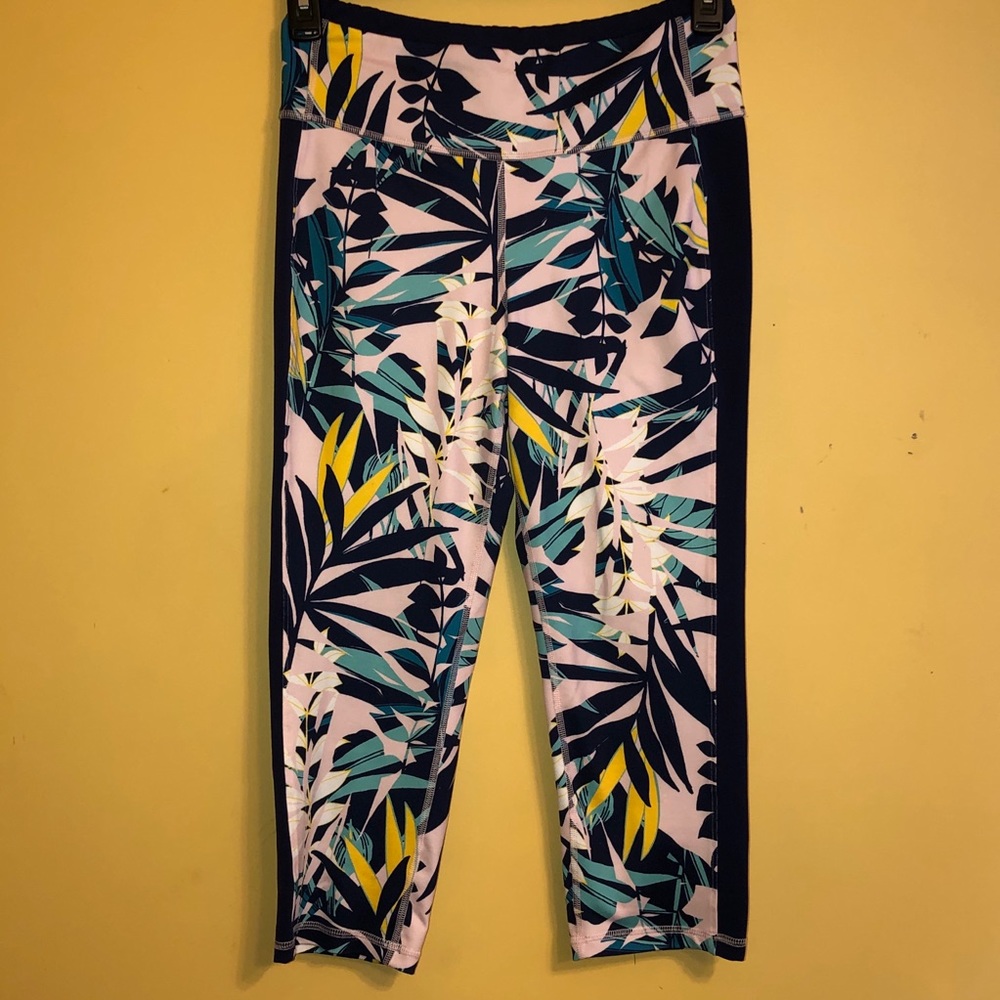 Old Navy Cropped Leggings B24